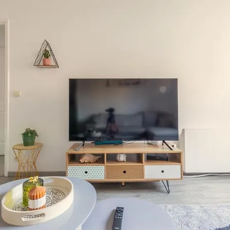 14-le T2 De Shirley Apartment *